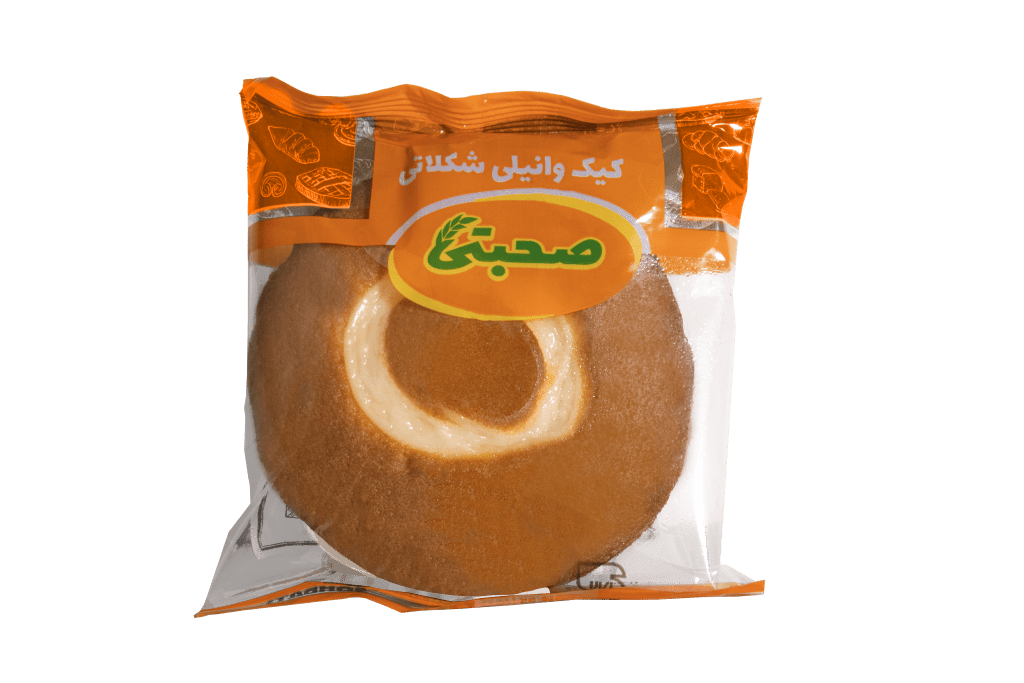 کیک کرمدار درون بسته بندی شفاف که بر روی آن لوگو صحبتی نوشته شده است از نمای بالا